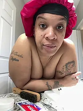 SexyHoneyRedd online show from January 13, 2025, 11:41 am
