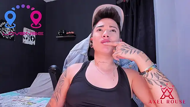 Snapshot of AxelRouse_1 chatting on December 5, 2024, 10:12 pm AxelRouse 1 online show from December 5, 2024, 10:12 pm