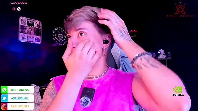 Snapshot of AxelRouse_1 chatting on September 14, 2025, 4:39 pm AxelRouse 1 online show from September 14, 2025, 4:39 pm