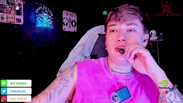 Snapshot of AxelRouse_1 chatting on September 18, 2025, 3:47 pm AxelRouse 1 online show from September 18, 2025, 3:47 pm