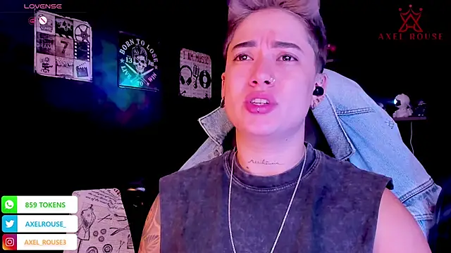 Snapshot of AxelRouse_1 chatting on October 1, 2025, 2:01 pm AxelRouse 1 online show from October 1, 2025, 2:01 pm