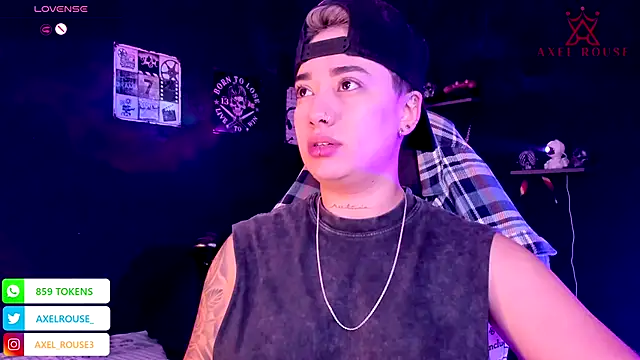 Snapshot of AxelRouse_1 chatting on October 10, 2025, 3:33 pm AxelRouse 1 online show from October 10, 2025, 3:33 pm