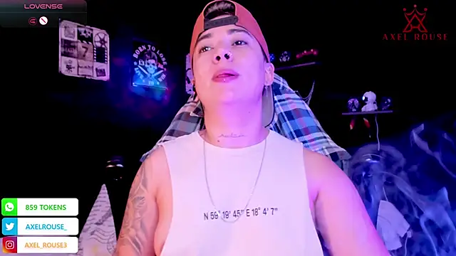 Snapshot of AxelRouse_1 chatting on October 29, 2025, 3:25 pm AxelRouse 1 online show from October 29, 2025, 3:25 pm