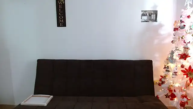 helenca43 online show from December 20, 2025, 3:08 pm