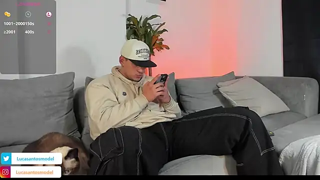 Snapshot of lucasanto_ chatting on December 14, 2024, 5:18 am lucasanto online show from December 14, 2024, 5:18 am
