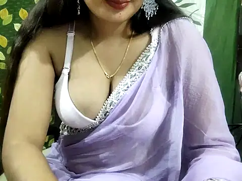 Snapshot of Aarvi_Arora chatting on February 19, 2025, 8:55 am Aarvi Arora online show from February 19, 2025, 8:55 am