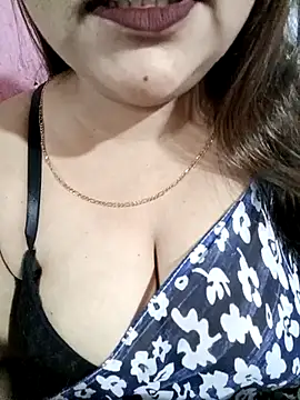 Beautyy38 online show from February 25, 2026, 3:49 am