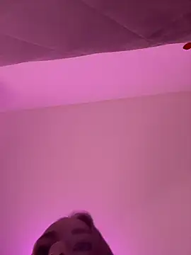 Joanachupa online show from September 18, 2025, 8:55 pm