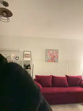 ZoeMesmerize online show from December 12, 2024, 3:43 am