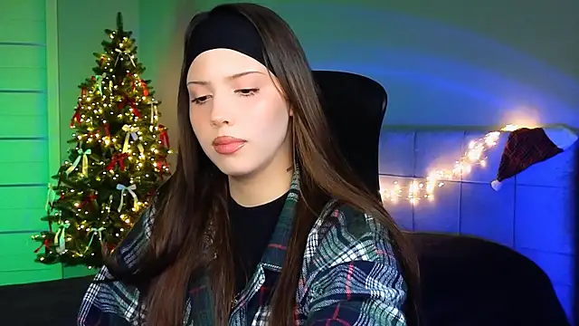 Stacy Gonzales  online show from January 22, 2025, 9:46 am