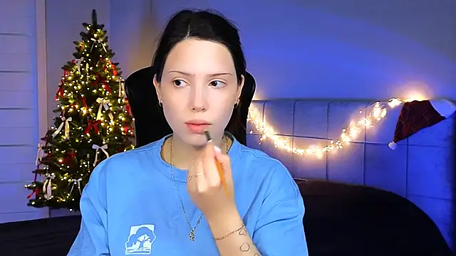 Stacy Gonzales  online show from January 24, 2025, 7:08 am