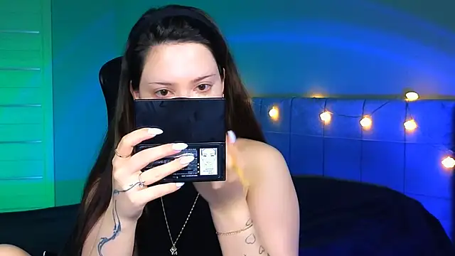 Stacy Gonzales  online show from March 23, 2025, 5:43 am