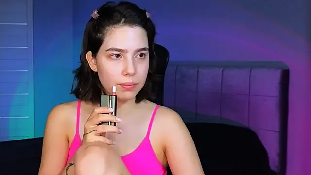 Stacy Gonzales  online show from September 19, 2025, 6:59 am