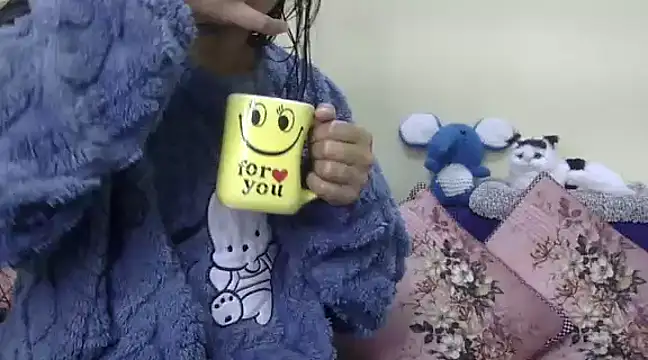 WildRuhi20 online show from January 8, 2025, 4:44 am