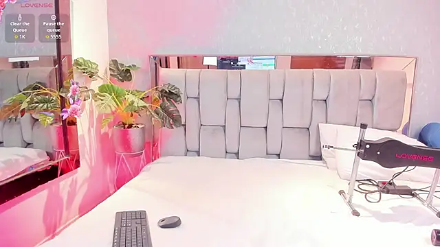 RoseTaylor   online show from January 17, 2026, 5:34 am