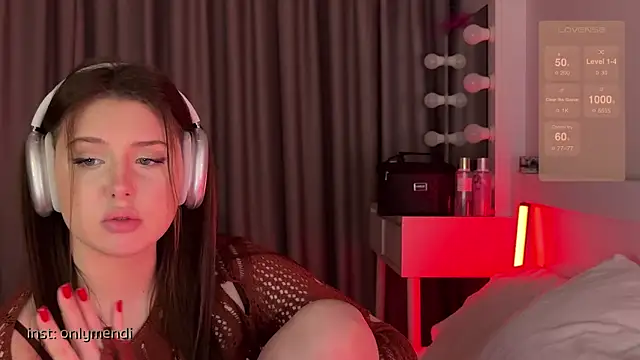 MENNDI online show from January 31, 2025, 6:25 pm