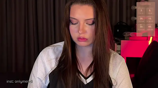 MENNDI online show from February 28, 2025, 7:46 pm