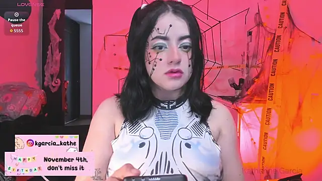 Snapshot of Lin-cute chatting on October 25, 2025, 7:41 pm Lin-cute online show from October 25, 2025, 7:41 pm