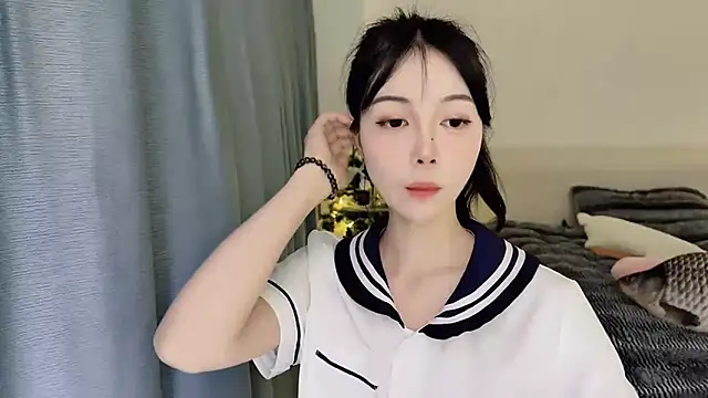 Fish   online show from February 22, 2025, 5:24 pm