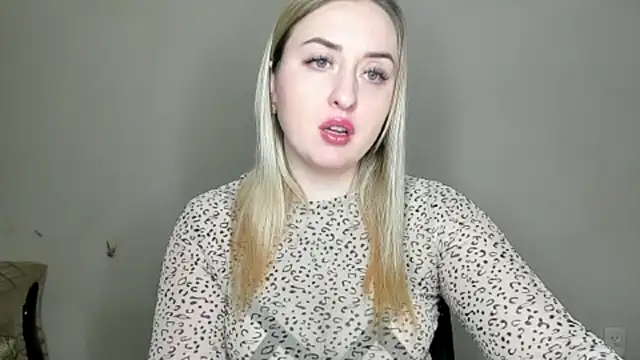 KennaJamess8 online show from March 1, 2025, 7:15 pm