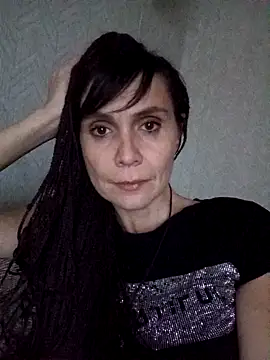 Francenia lolis online show from December 6, 2024, 12:49 pm