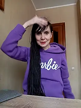 Francenia lolis online show from December 23, 2024, 10:10 am