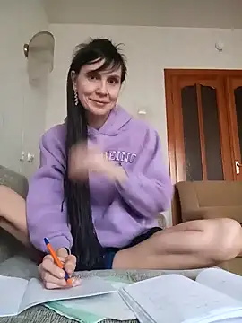 Francenia lolis online show from January 20, 2025, 10:51 am