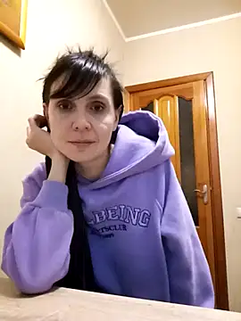 Francenia lolis online show from January 30, 2025, 2:58 pm