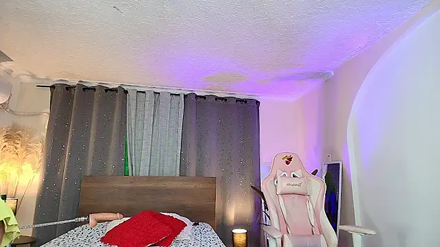 valery yepes online show from October 3, 2025, 12:02 pm