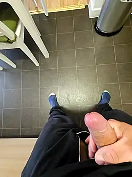 Snapshot of eric69_69 chatting on September 22, 2025, 2:30 pm eric69 69 online show from September 22, 2025, 2:30 pm