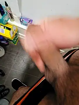 Snapshot of eric69_69 chatting on September 29, 2025, 5:23 am eric69 69 online show from September 29, 2025, 5:23 am