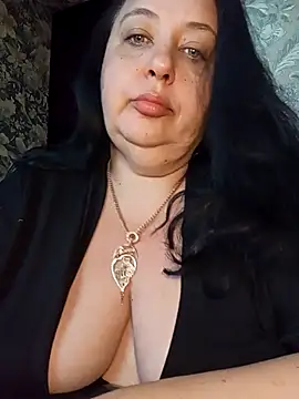 Snapshot of Angel_FUN chatting on October 17, 2025, 6:27 am Angel FUN online show from October 17, 2025, 6:27 am