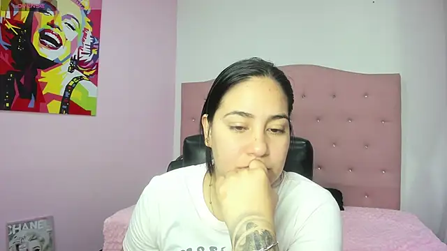 Snapshot of lizzaxs chatting on October 15, 2025, 12:49 pm lizzaxs online show from October 15, 2025, 12:49 pm