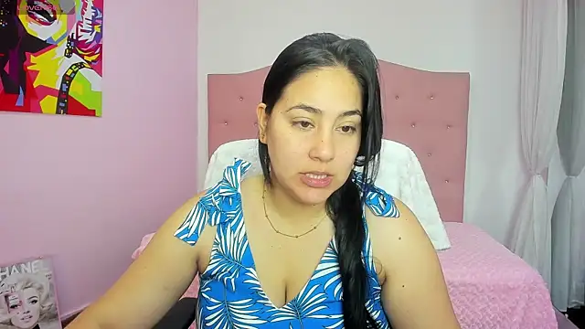 Snapshot of lizzaxs chatting on October 21, 2025, 12:39 pm lizzaxs online show from October 21, 2025, 12:39 pm