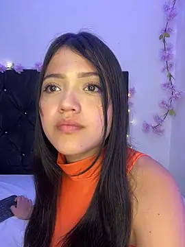 Snapshot of alisson_carolina73 chatting on January 18, 2025, 1:08 am alisson carolina73 online show from January 18, 2025, 1:08 am
