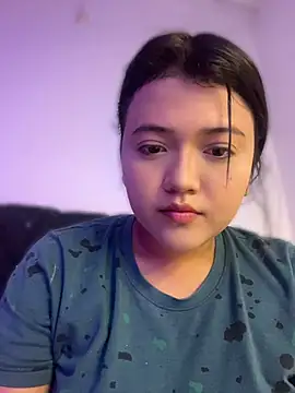 Snapshot of alisson_carolina73 chatting on April 12, 2026, 11:21 pm alisson carolina73 online show from April 12, 2026, 11:21 pm