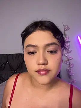 alisson carolina73 online show from August 9, 2026, 10:36 pm