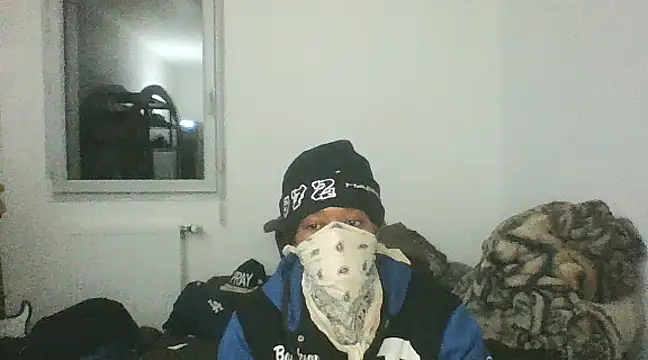 POPAYE972 online show from February 4, 2025, 5:10 am