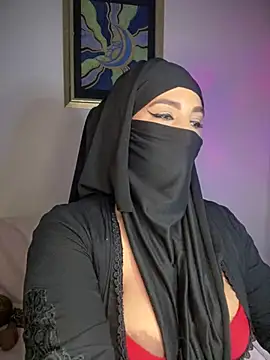 Zeynep-Lahsen online show from December 8, 2024, 3:24 pm