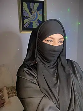 Zeynep-Lahsen online show from January 13, 2025, 11:41 am