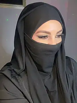 Zeynep-Lahsen online show from January 23, 2025, 4:26 pm