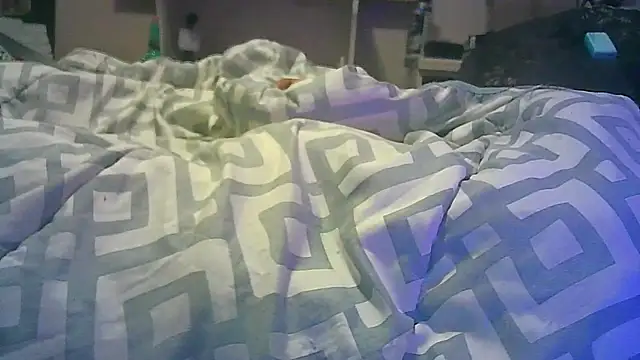 Snapshot of DI4MOND_FIR3 chatting on October 28, 2025, 2:15 am DI4MOND FIR3 online show from October 28, 2025, 2:15 am