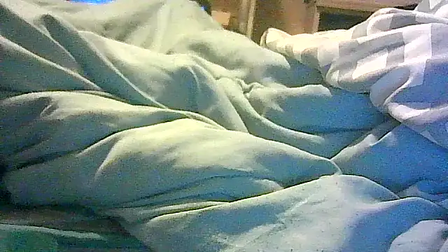 Snapshot of DI4MOND_FIR3 chatting on October 31, 2025, 2:45 am DI4MOND FIR3 online show from October 31, 2025, 2:45 am