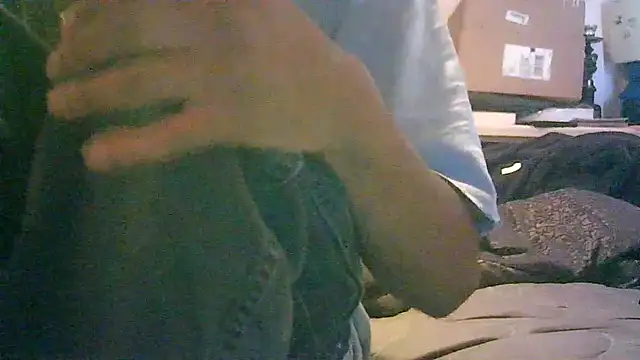 Snapshot of DI4MOND_FIR3 chatting on November 2, 2025, 8:33 pm DI4MOND FIR3 online show from November 2, 2025, 8:33 pm