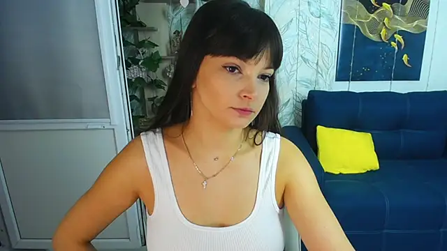 Snapshot of GoldenLadyyy chatting on October 13, 2025, 6:13 am GoldenLadyyy online show from October 13, 2025, 6:13 am