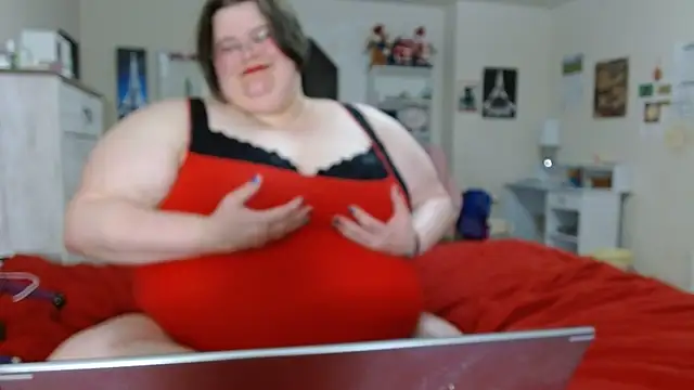 ChristineLusst online show from March 5, 2025, 11:06 am