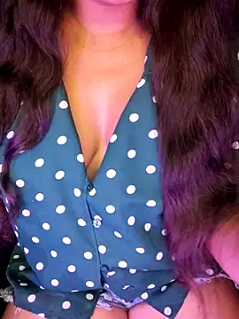 Snapshot of SexyAndHottie chatting on September 29, 2025, 2:44 pm SexyAndHottie online show from September 29, 2025, 2:44 pm