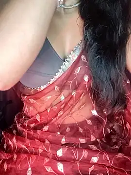 Snapshot of SexyAndHottie chatting on October 1, 2025, 5:52 pm SexyAndHottie online show from October 1, 2025, 5:52 pm