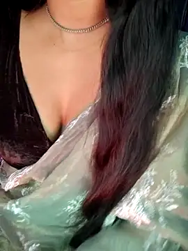 Snapshot of SexyAndHottie chatting on October 9, 2025, 3:21 pm SexyAndHottie online show from October 9, 2025, 3:21 pm