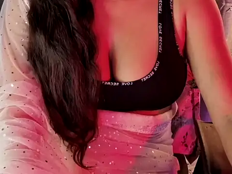 Snapshot of SexyAndHottie chatting on November 2, 2025, 2:41 pm SexyAndHottie online show from November 2, 2025, 2:41 pm